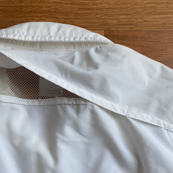 The North Face Vapor Wick ivory button down shirt - Picture 8 of 8